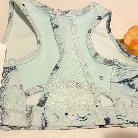 🛍️AVIA Sports  Studio Bra Fitted Multi Colored Size: Small and X Small 💥 - Picture 2 of 7